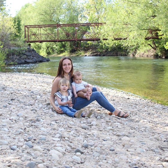 Meet the Posher - Picture 2 of 7